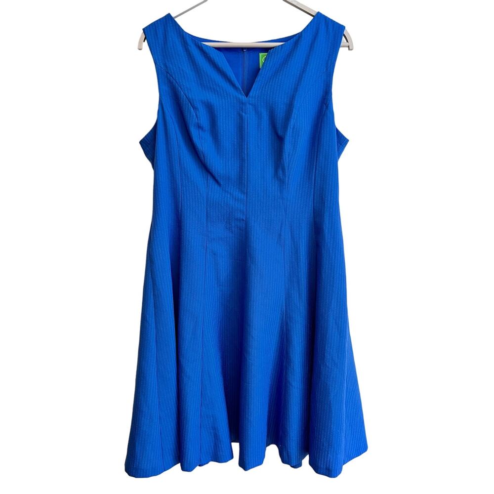 Pappagallo Fit & Flair Blue Short Sleeve Split Neckline Dress Size: 14